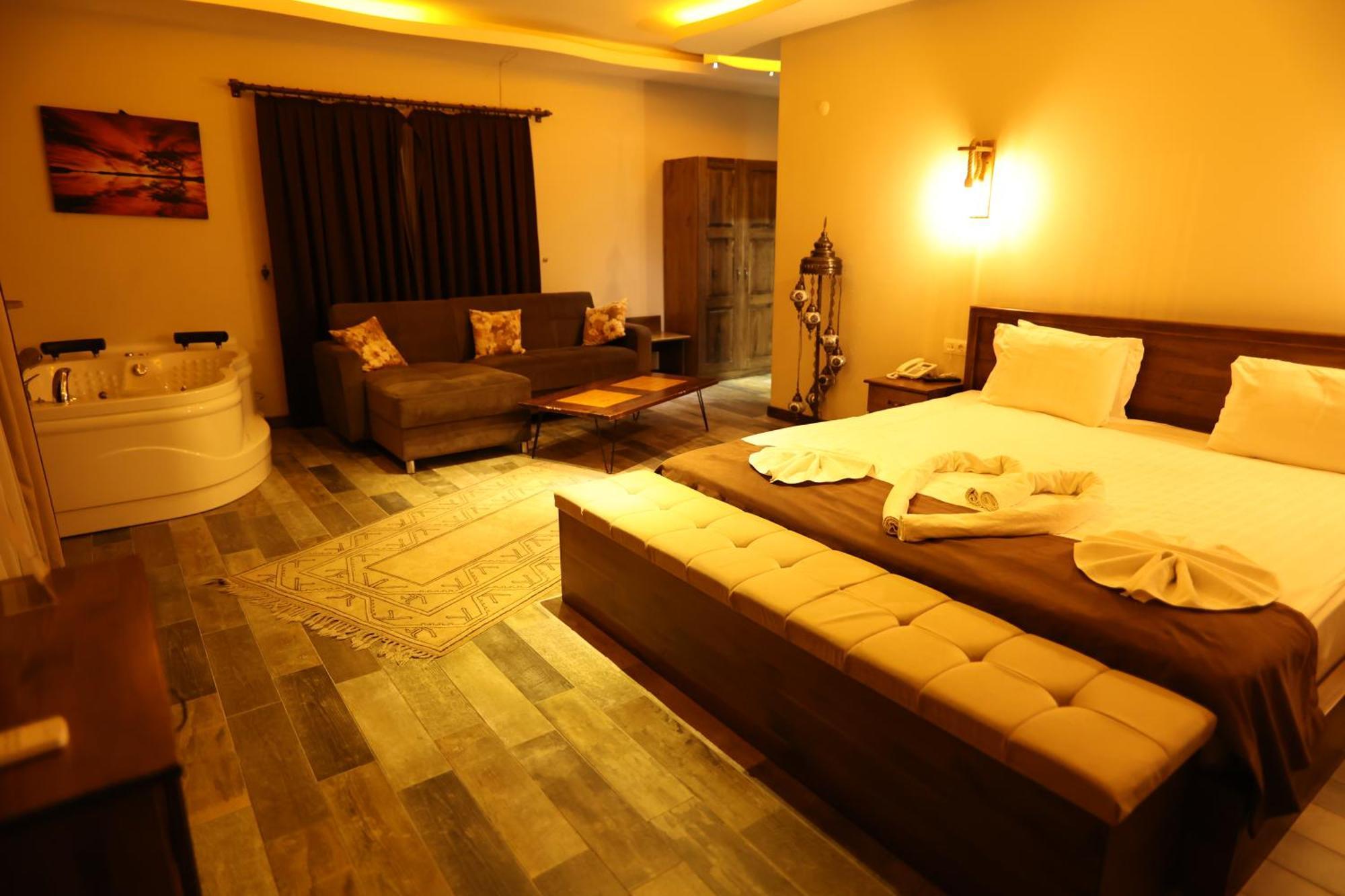 El Nazar Stone Suite Учисар Экстерьер фото