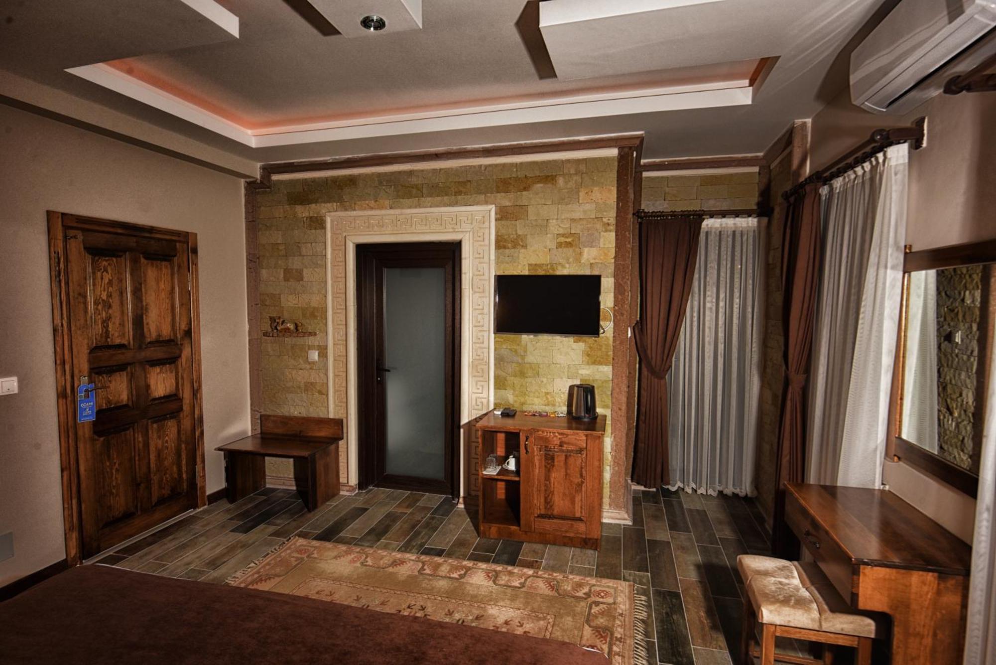 El Nazar Stone Suite Учисар Экстерьер фото